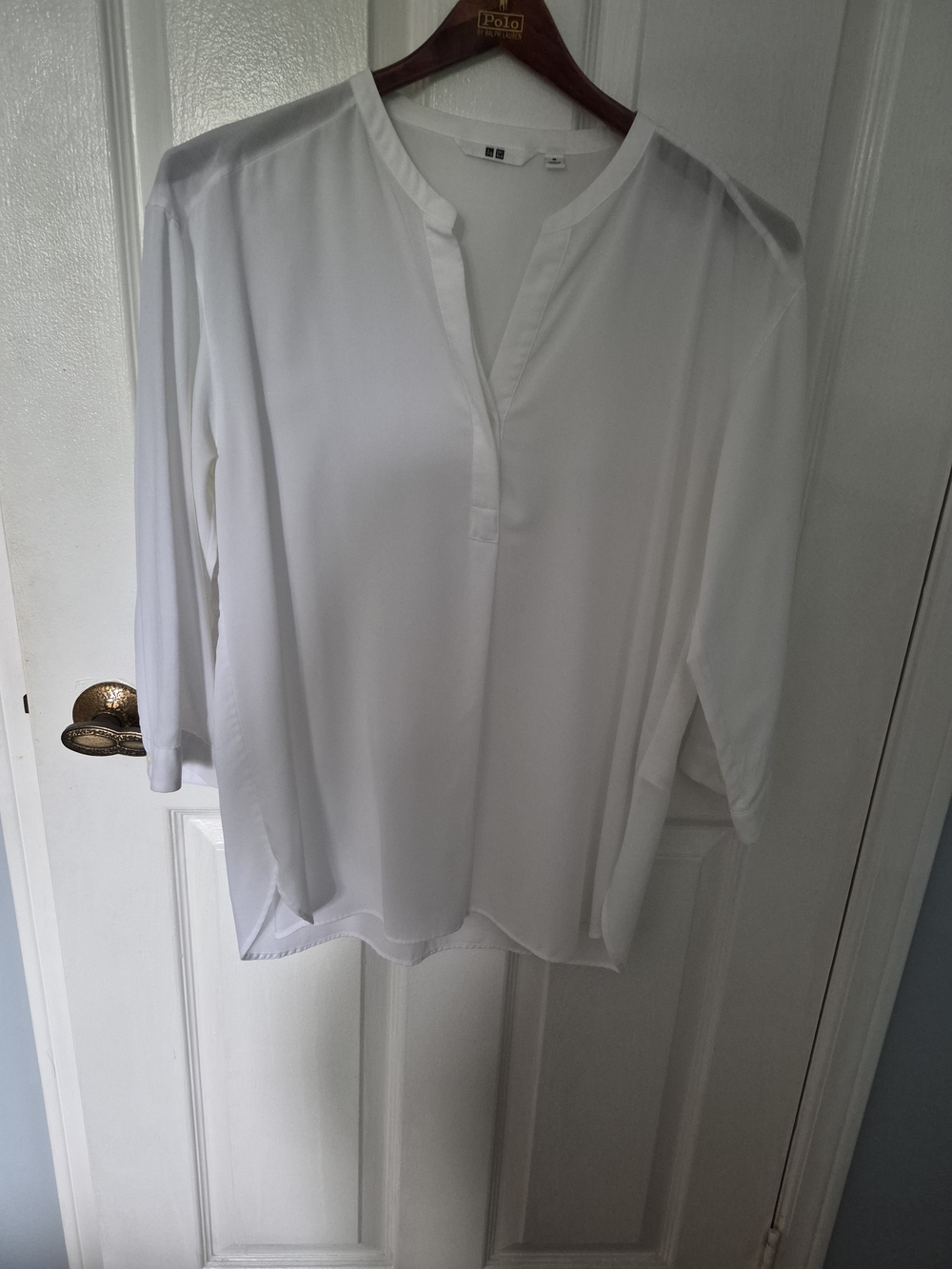 Uniqlo White Split V-Neck Tunic Blouse M